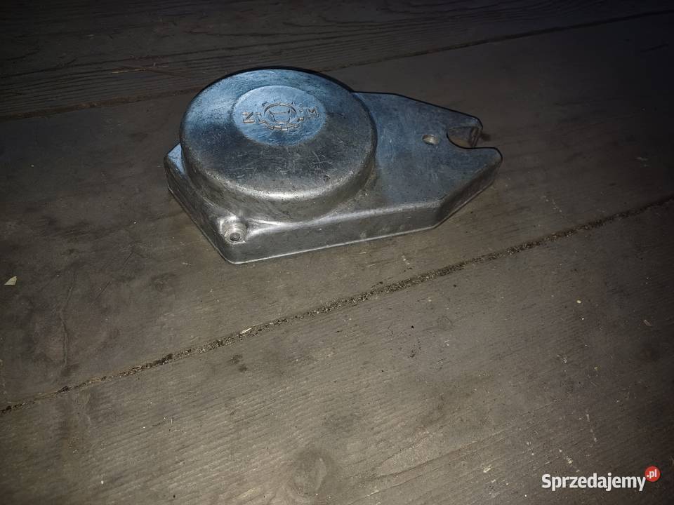 Pokrywa zapłonowa do silnika 017