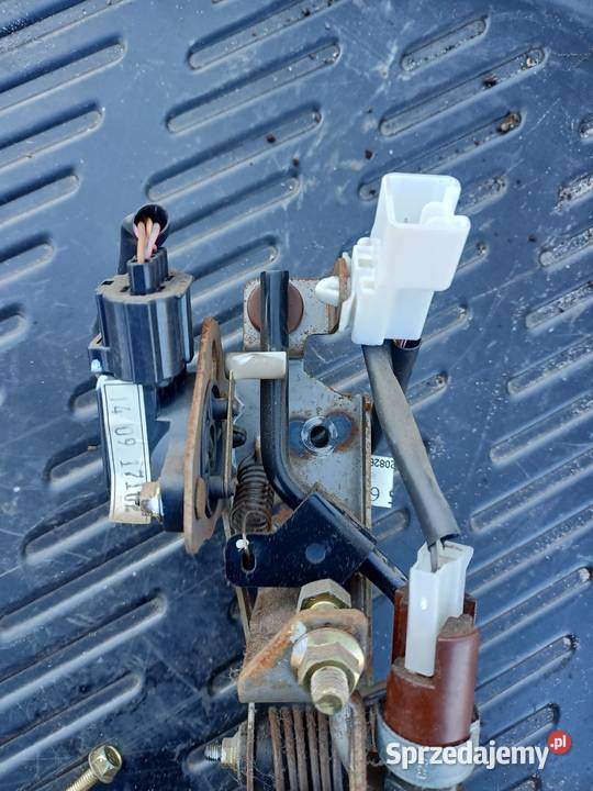 Pedał gazu Mazda Premacy I lift osobowe Szczecin