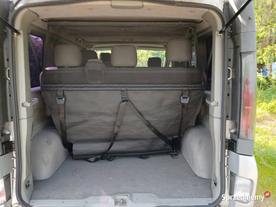 Opel Vivaro 2004 r 19 DTI 101 8 osób elektryczne szyby Vivaro Warszawa