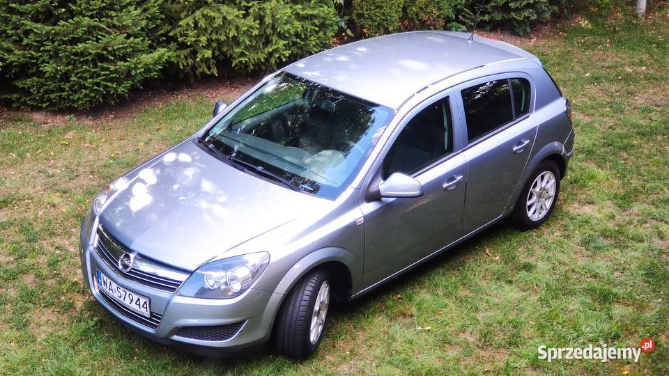 Opel Astra H 16 Benzyna zadbana bezwypadkowa Rok produkcji 2010 Warszawa