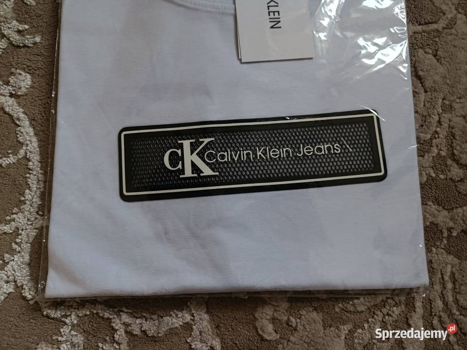 Tshirt męski Calvin Klein idealny na co dzień Białystok sprzedam