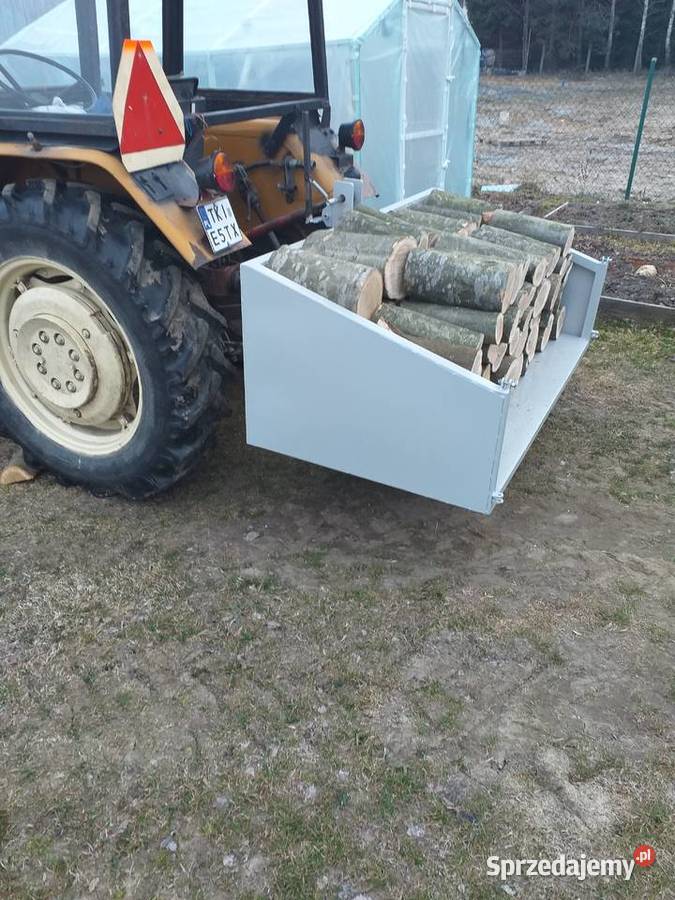 Sprzedam skrzynie transportową do ciągnika nieuszkodzony Przyczepy rolnicze Masłów Drugi
