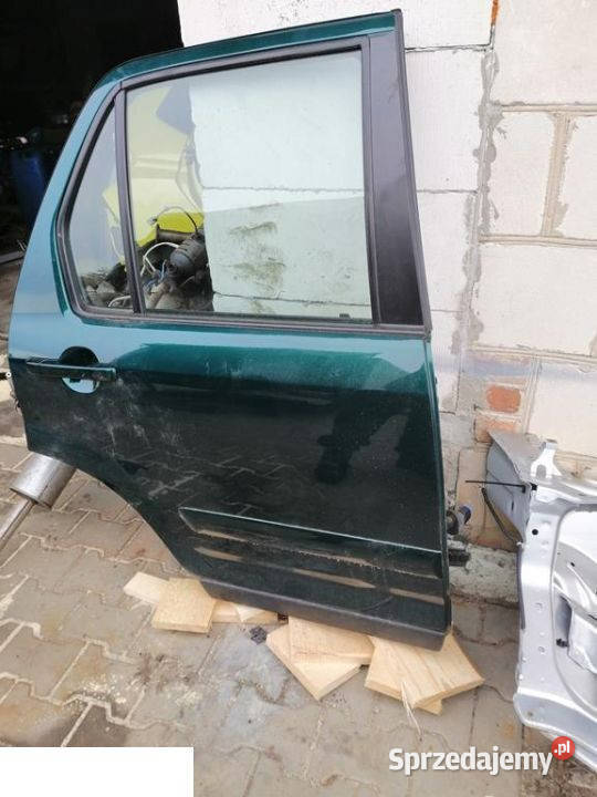 HONDA CRV CRV II 03 PRAWY TYŁ Kozubszczyzna