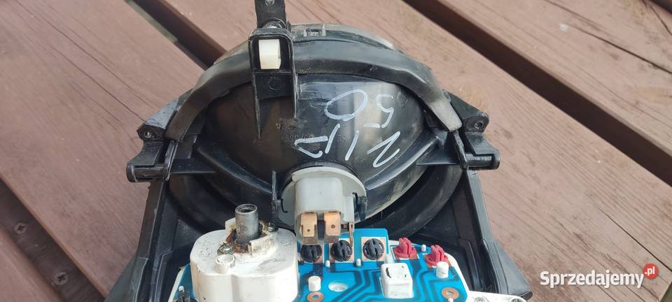 PIAGIO ZIP 2 II 50 LAMPA PRZÓD Części motocyklowe Ozimek sprzedam