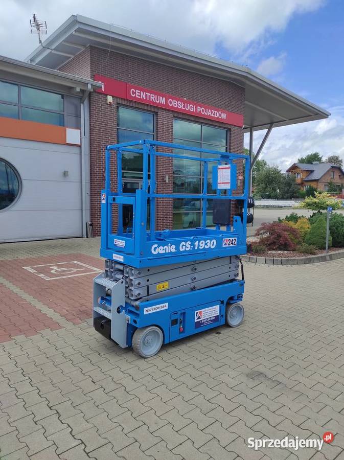 Podnośnik nożycowy GENIE GS 1930 242 Rok produkcji 2010 Jasło sprzedam