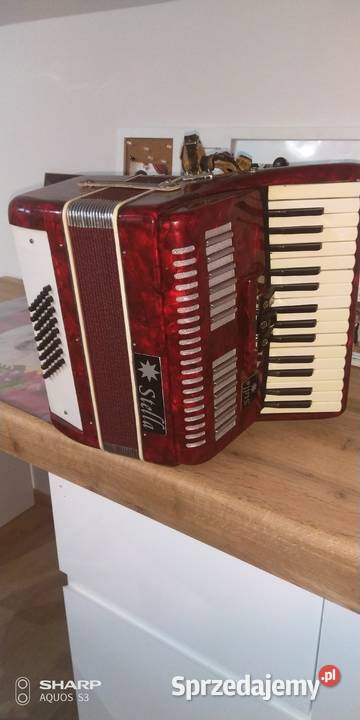 Akordeon waltmeister stella Instrumenty klawiszowe i MIDI małopolskie Szczucin