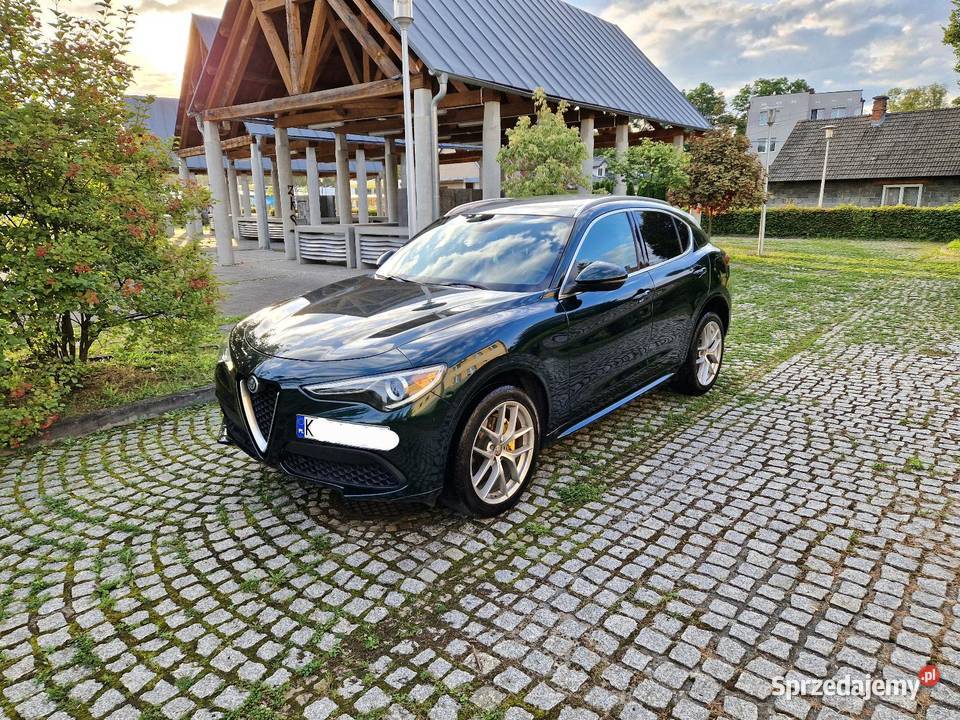 Alfa Romeo Stelvio 2021r 20Benz 280 4x4 Q4 280KM Ryglice sprzedam