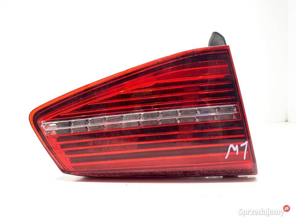 LAMPA TYŁ LEWA WEWNĘTRZNA VW PASSAT B8 Kombi osobowe sprzedam