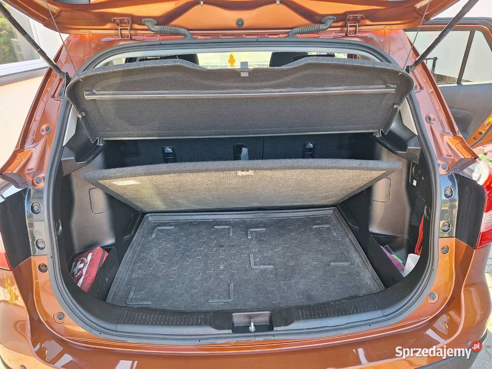 Sprzedam Suzuki Scross x4 gniazdo USB mazowieckie Zągoty