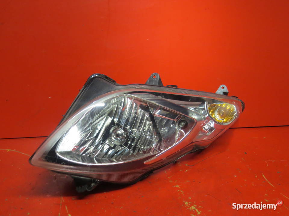 SUZUKI BURGMAN 400 250 07 k7 lampa przód Warszawa