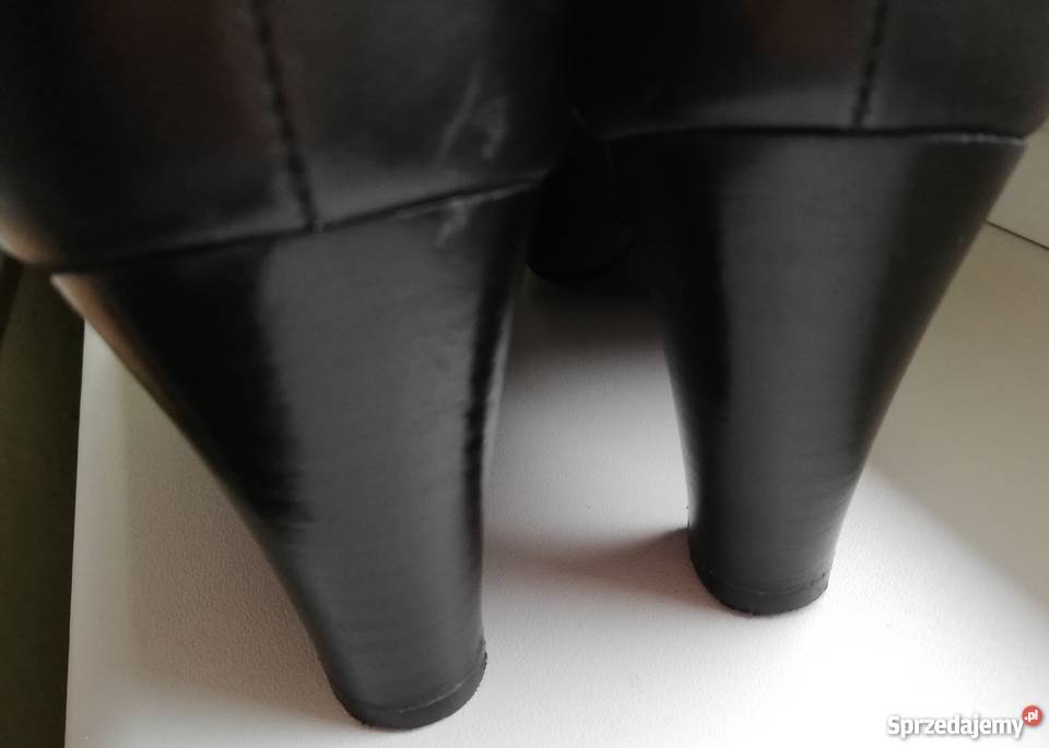 Wygodne półbuty RYŁKO czarne r 365 czółenka Ryłko Budy Barcząckie