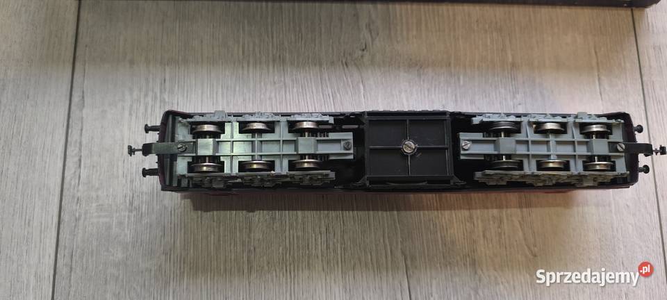 LOKOMOTYWA PIKO BR130 H0 ŁADNY STAN PUDEŁKO Bytom