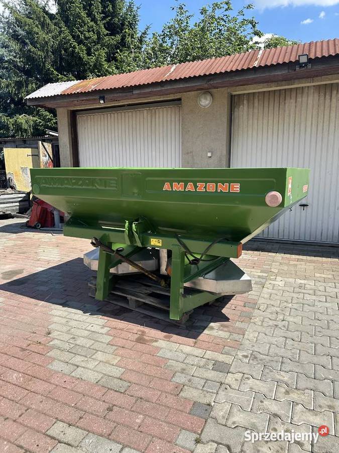 Rozsiewacz Amazone ZAM Novis 1500l Kostomłoty