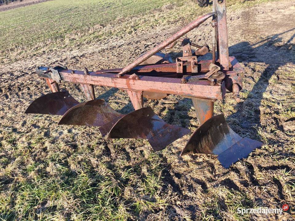 Pług 4 skibowy 31 łódzkie Idzikowice