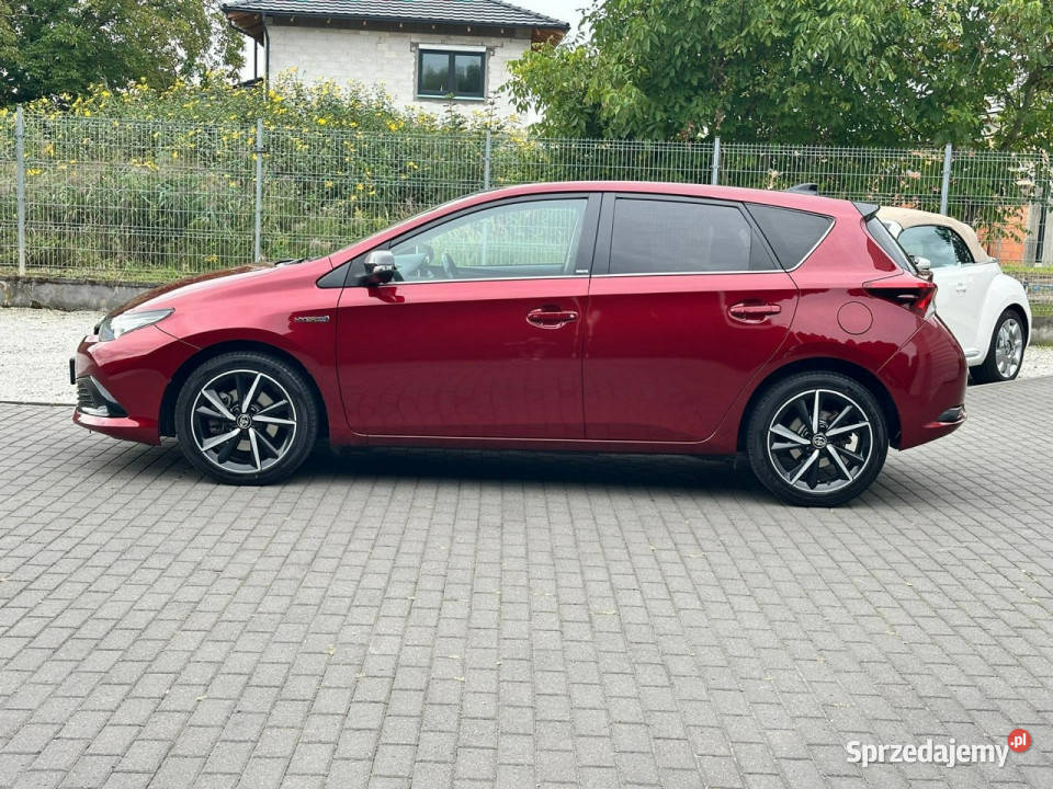 Toyota Auris 18 Hybryda Kamera cofania KeyLess centralny zamek Baranowo sprzedam