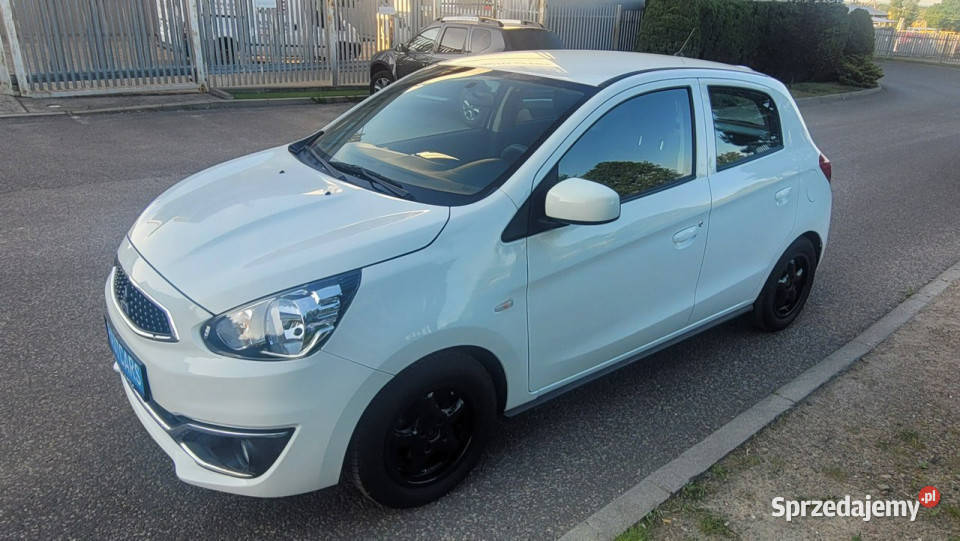 Mitsubishi Space Star Mitsubishi Spacestar na biały