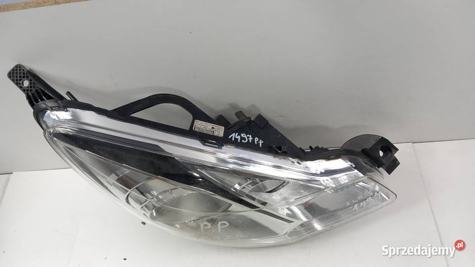 CITROEN DS3 LAMPA PRZÓD PRAWA osobowe Zbierkowo