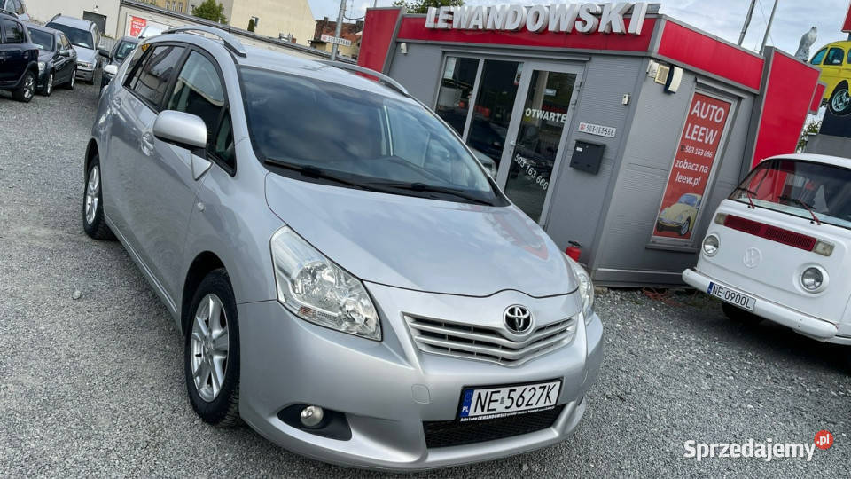 Toyota Verso Navi Kamera Cofania Tempomat bluetooth Elbląg