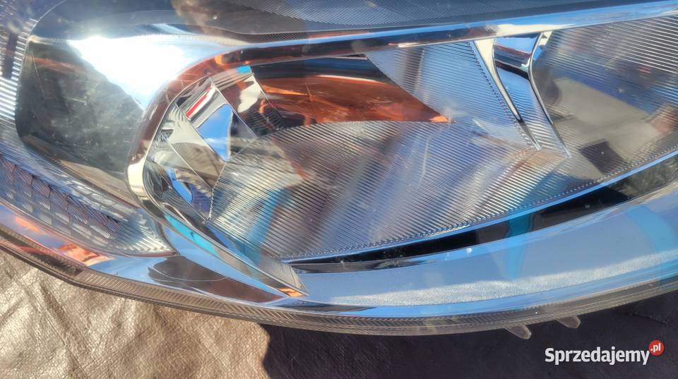 FORD TRANSIT TOURNEO COURIER LAMPA PRAWY PRZÓD