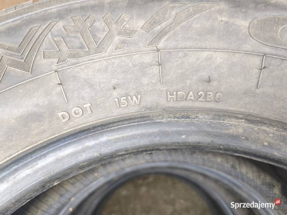 Sprzedam opony zimowe GT Radial Maxmiler WT2 235 mazowieckie