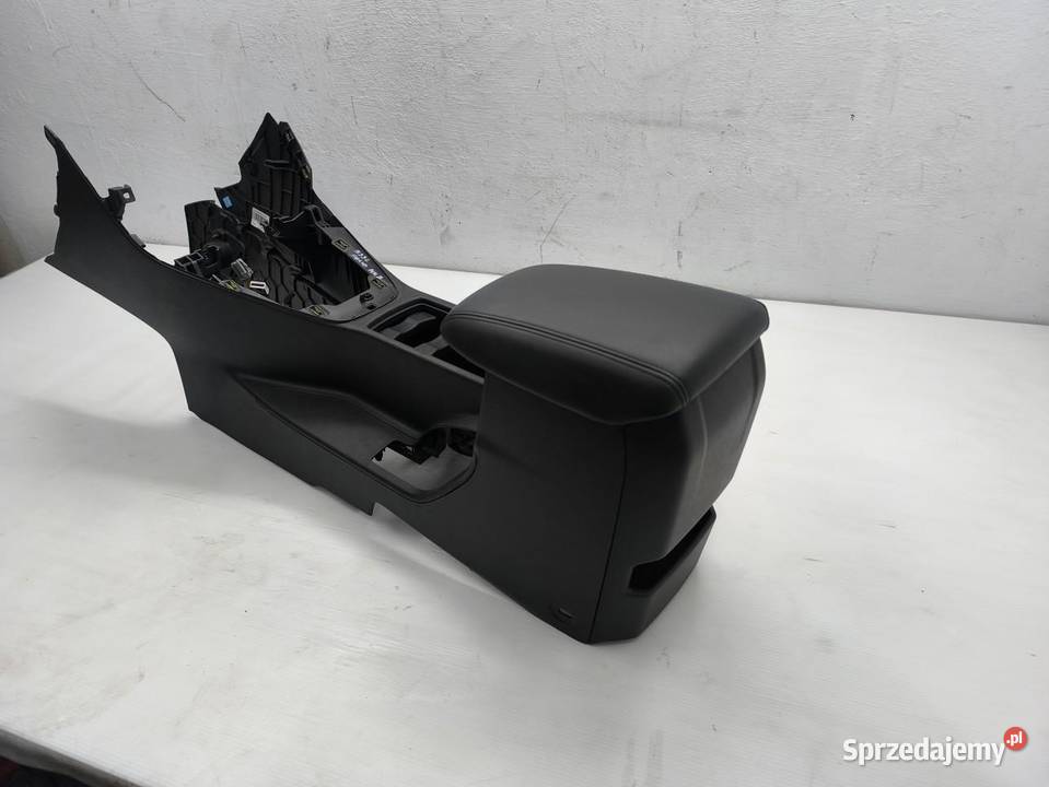 PODŁOKIETNIK TUNEL SRODKOWY FORD FOCUS MK3 LIFT wielkopolskie