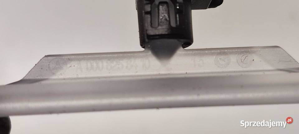 MERCEDES W213 OŚWIETLENIE KLAMKI WEWNĘTRZEJ