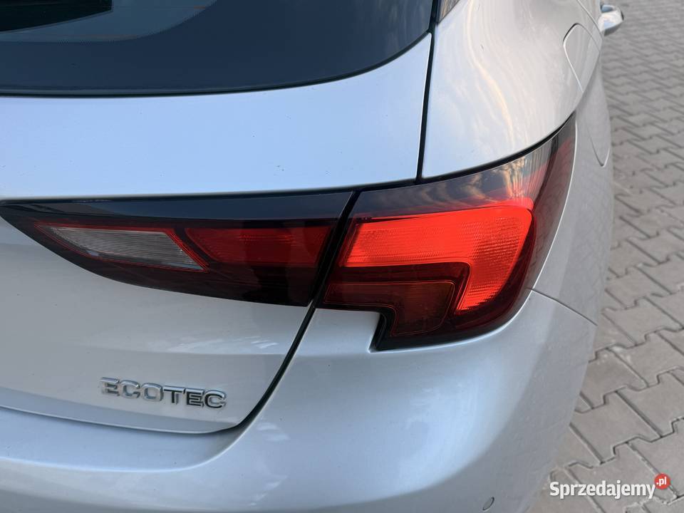 Opel Astra V 10 T Enjoy SS manualna Opole