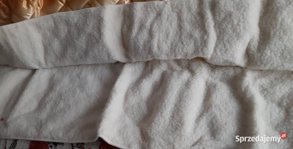 Wełniana kołdra i poduszka firmy Woolmark Sosnowiec