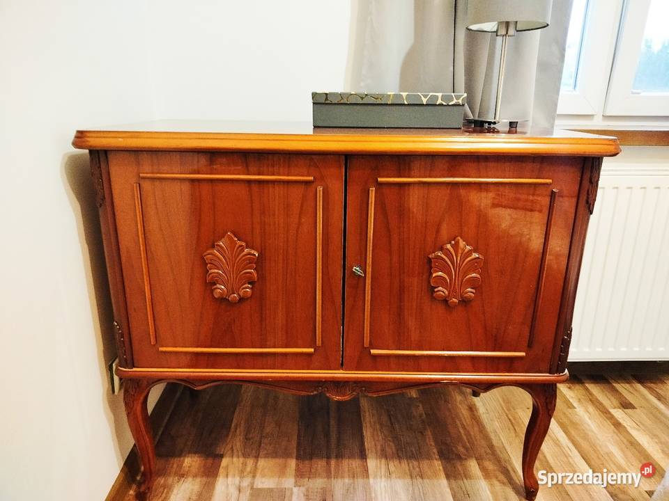 Piękna komoda w stylu Ludwikowskim stan Tczew sprzedam