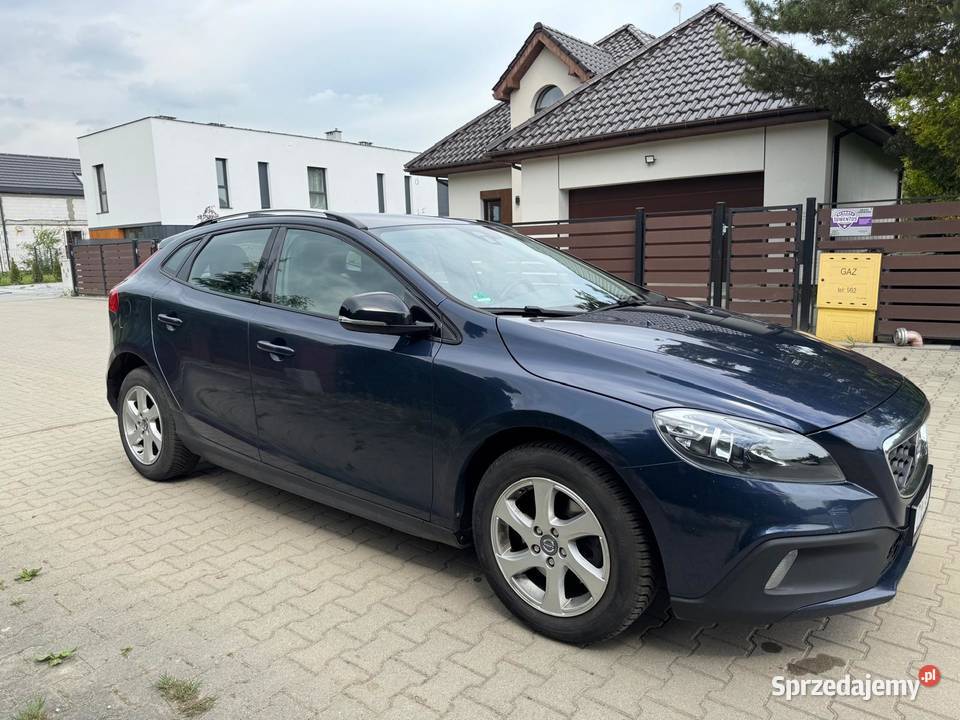 Volvo V40 Cross Country 16 115 zadbana radio Wrocław sprzedam