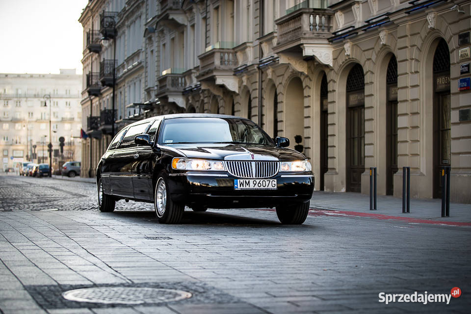 Lincoln Town Car Stretch Limo 100 Inch Gdańsk