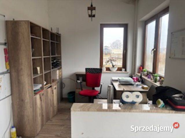 Syndyk sprzeda 12 udziału w budynkuhali Tychy