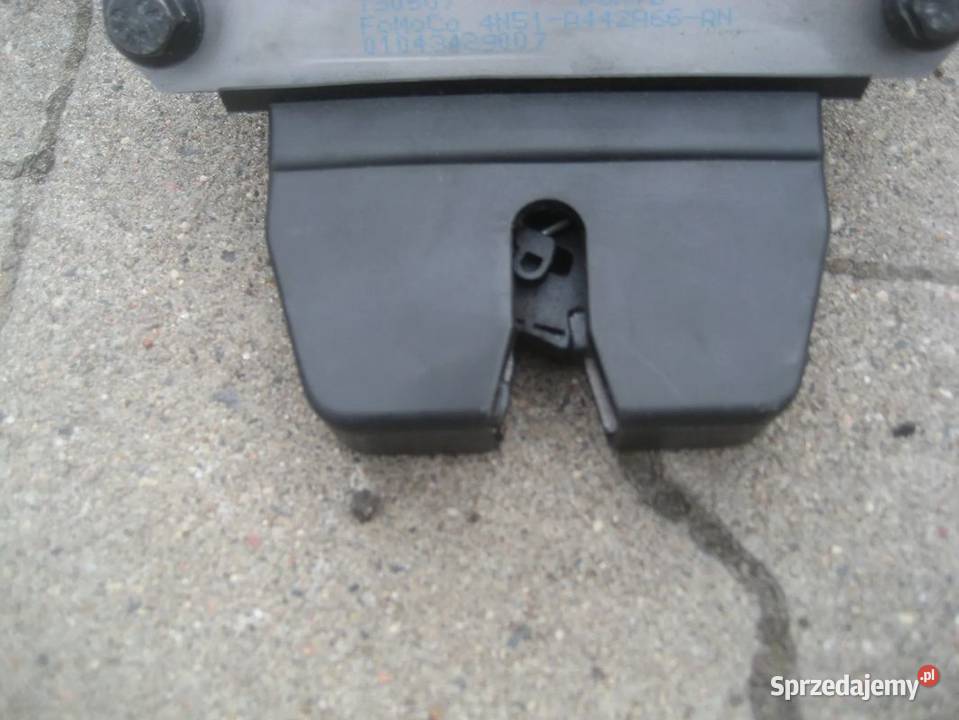 volvo v50 0412r zamek pokrywy bagażnika Rakoniewice