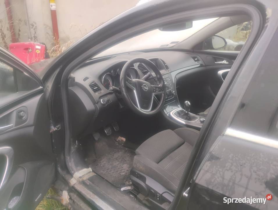 Syndyk sprzeda Opel Insignia 2010 r uszkodzony