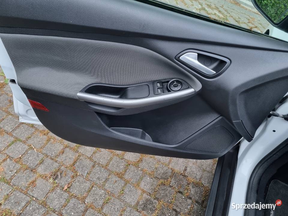 Ford Focus 2012 kombi 16 TDCI Warpuny
