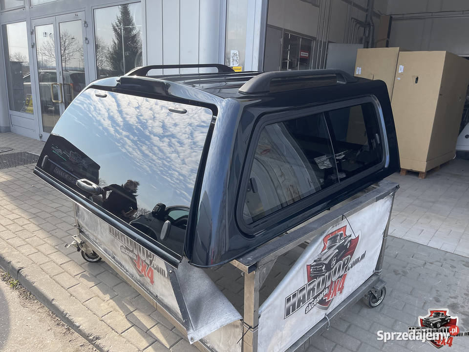 Zabudowa Toyota Hilux Aeroklas Hardtop pickup Pasłęk