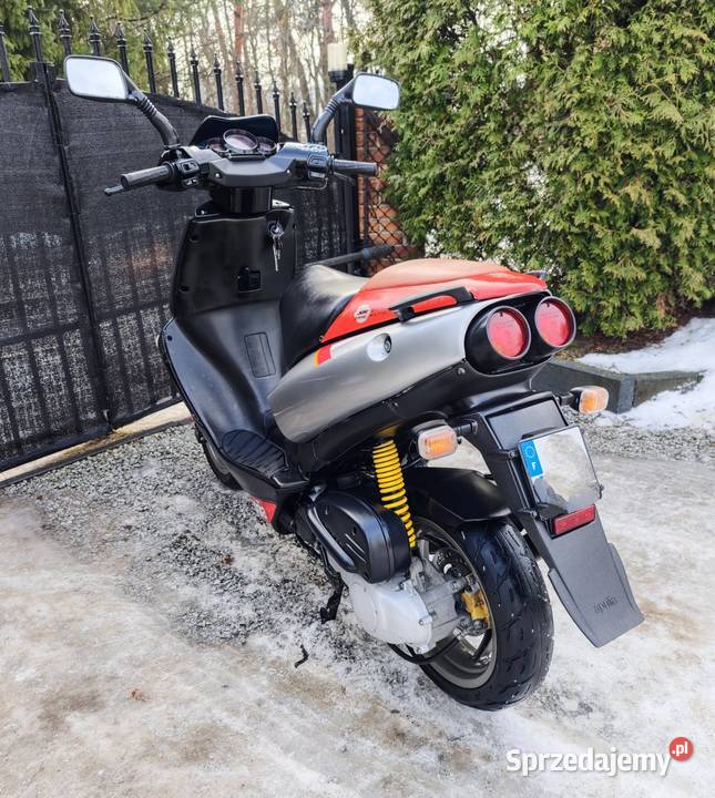 Skuter Aprilia SR Racing 50cc 2007r 2T Piaggio nieuszkodzony Aprilia