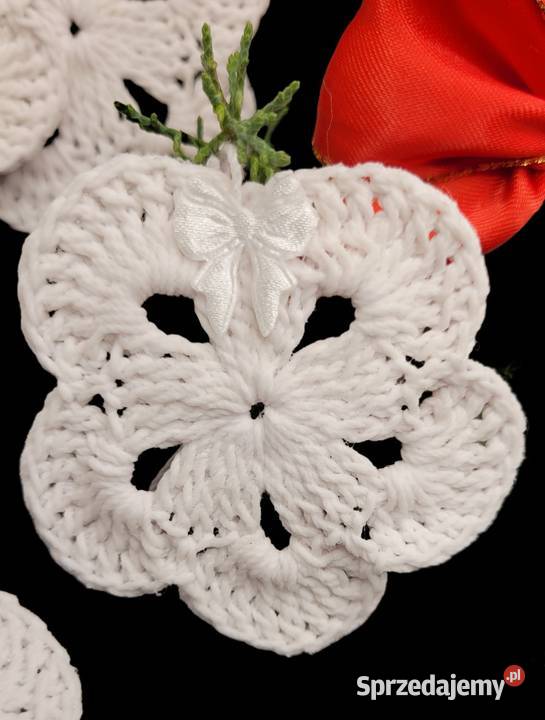 Zawieszki choinkowe kwiatuszki 6 sprzedam