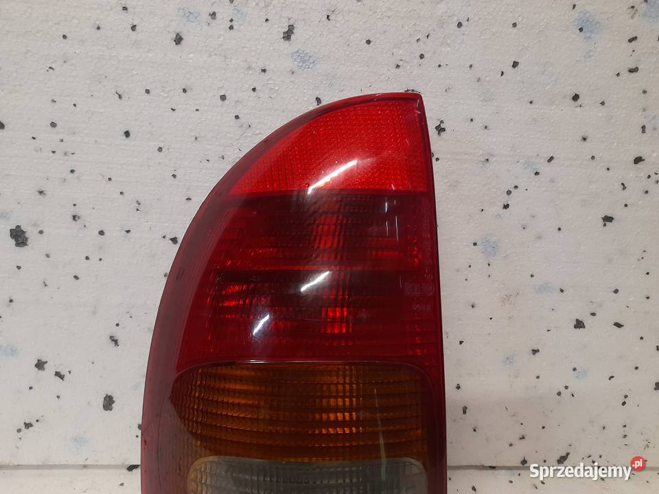 Lampa tylna lewa tył lewy Valeo Opel Corsa B 5D mazowieckie Wyszków