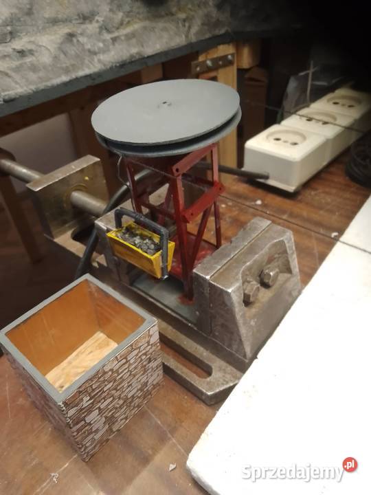 Zakład przeroby kamienia na makietę ho Kielce