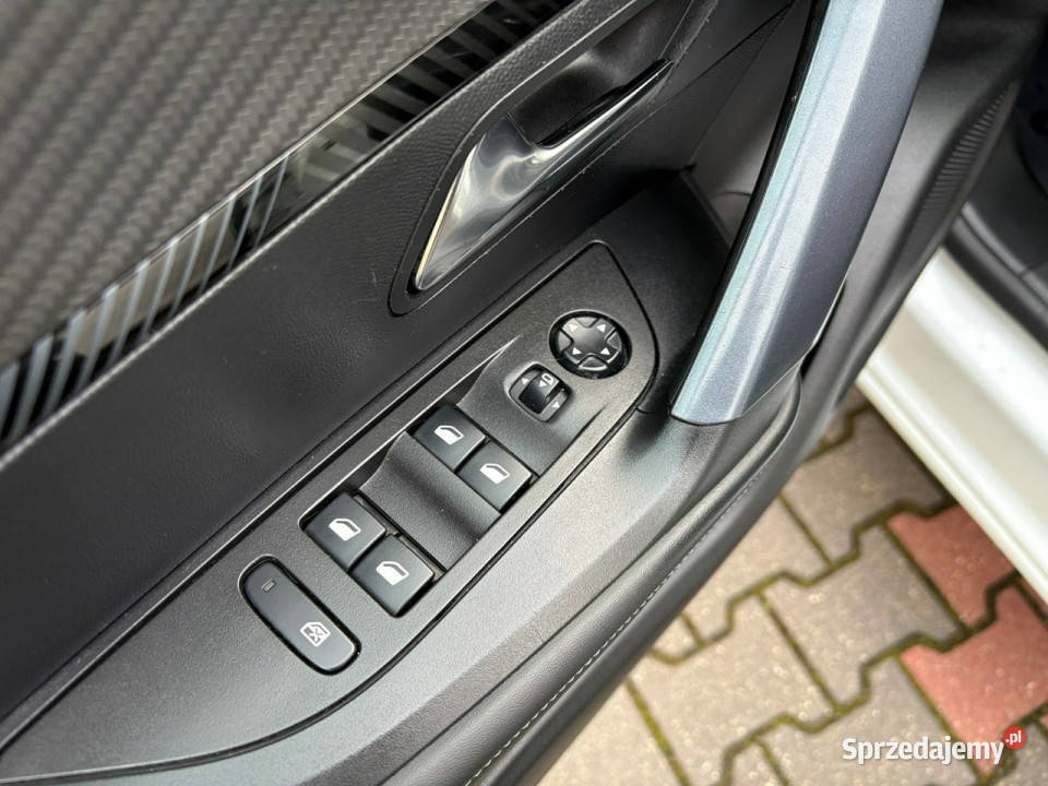 Peugeot 2008 15 HDI 102 Full Led Duża navi nieuszkodzony Lipówki