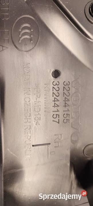 VOLVO XC40 OSŁONA SŁUPKA PRAWY TYŁ 32244155 sprzedam