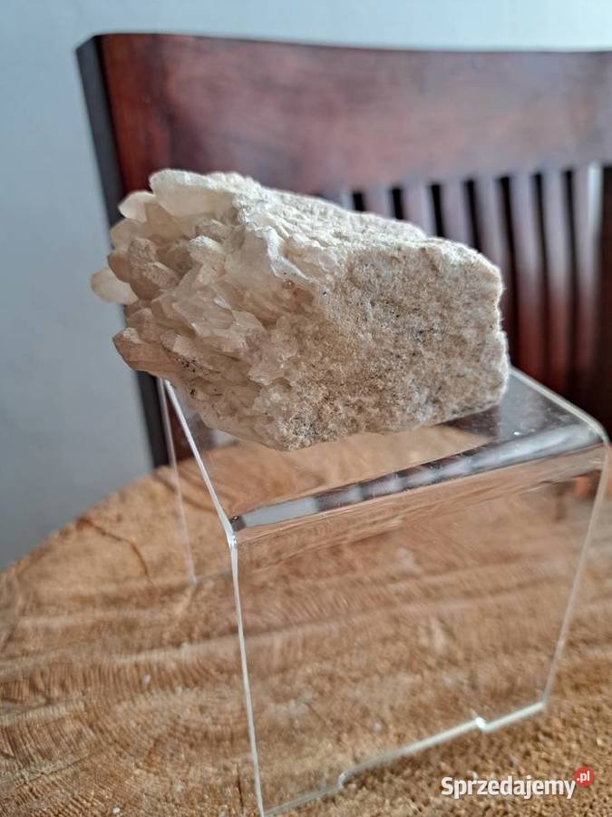 Minerały kwarc różowy dolnośląskie Jedlina-Zdrój