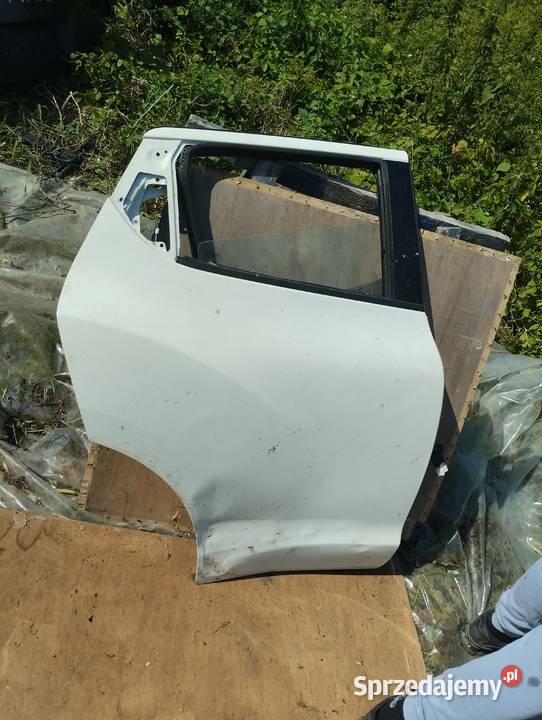 drzwi tylne prawe nissan juke osobowe Gniew