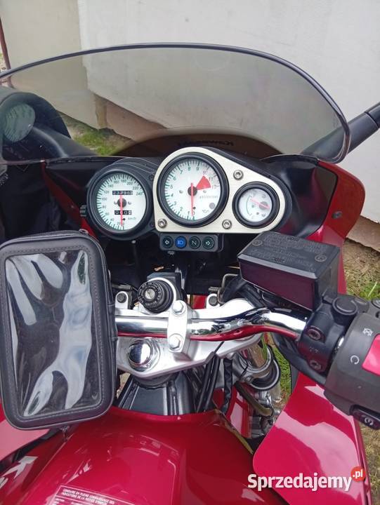 Kawasaki ZR750 czterosuwowy sprzedam