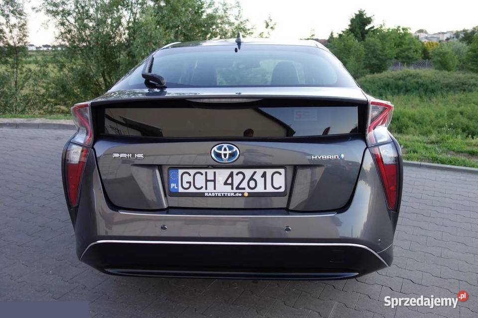 Toyota Prius 18 Hybrid Prestige 122 2016r Chojnice