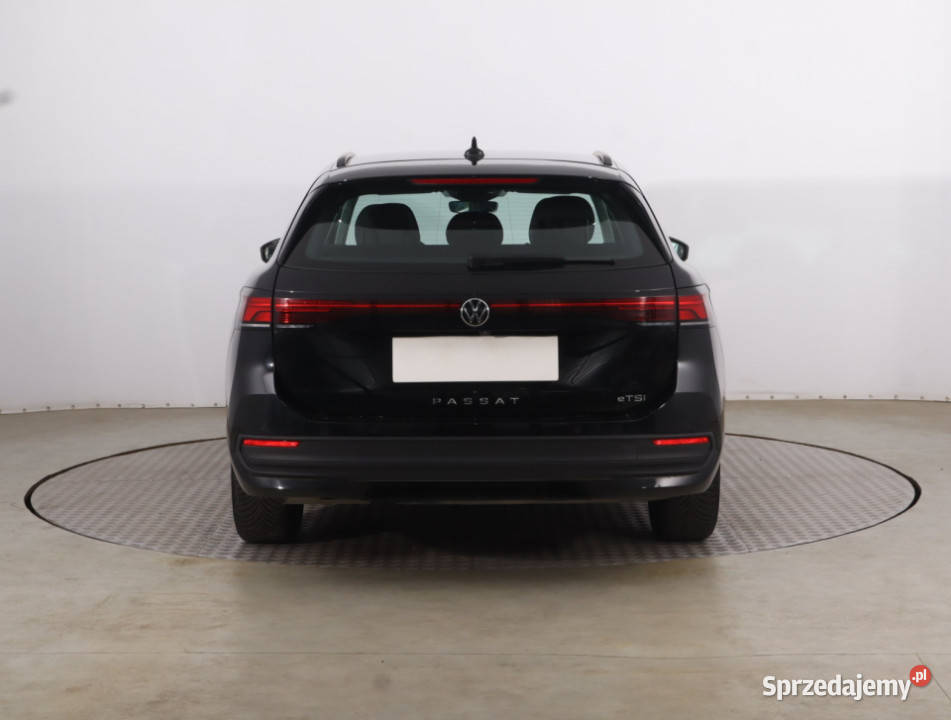 VW Passat 15 eTSI ACT czujnik martwego pola
