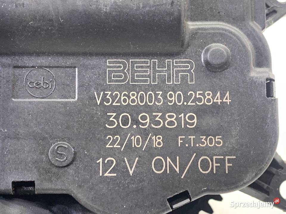 SILNIK NAGRZEWNICY SKODA V3268003 FABIA III sprzedam