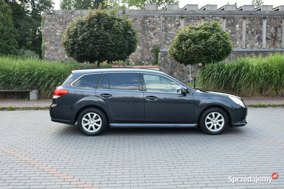 Subaru Legacy AWD 20 BENZYNA 150 AUTOMAT 2010r Rok produkcji 2010 Kampinos sprzedam