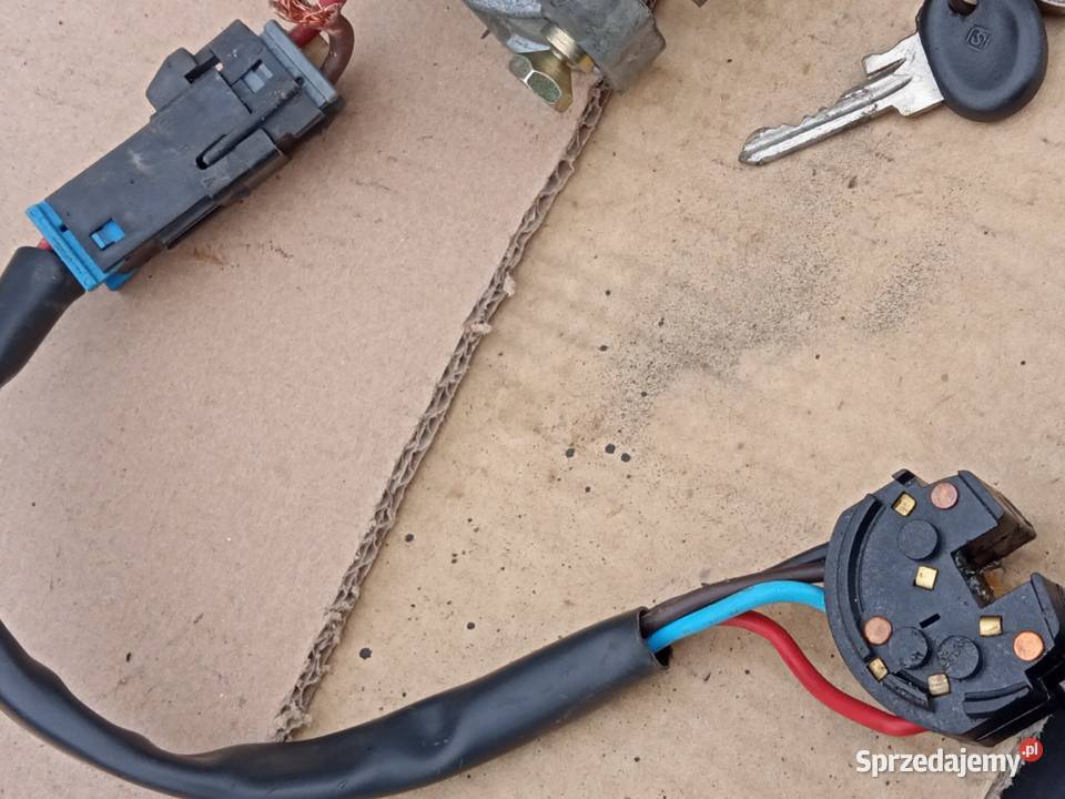 Polonez Caro kostka stacyjka Stalowa Wola